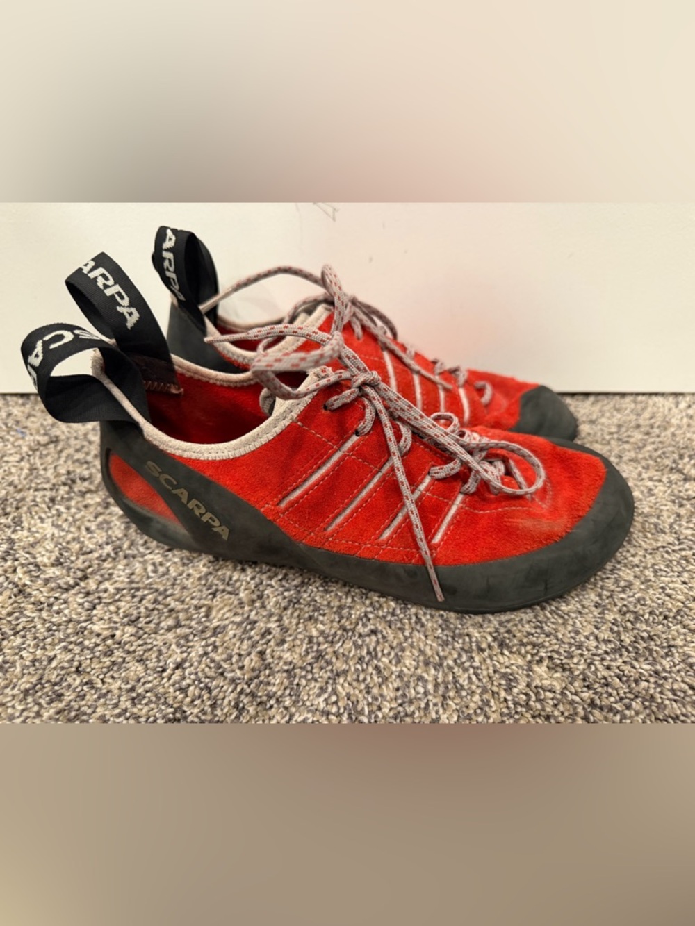 Scarpa Men's Red Suede Approach Shoes size 9